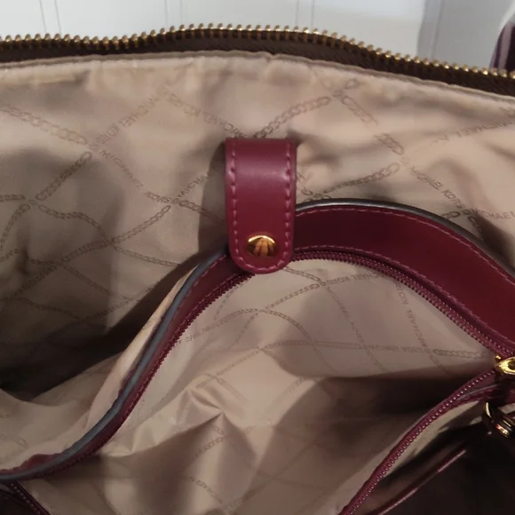 Michael Kors Brown and Burgundy Tote Bag - Picture 12 of 15